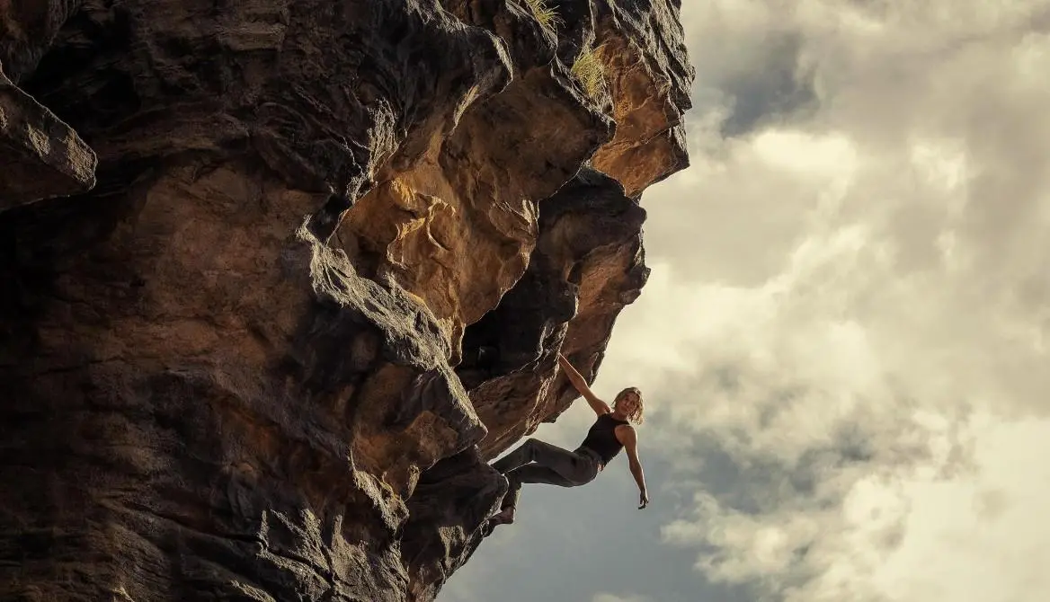 $!APEX (disponible el 24 de abril)