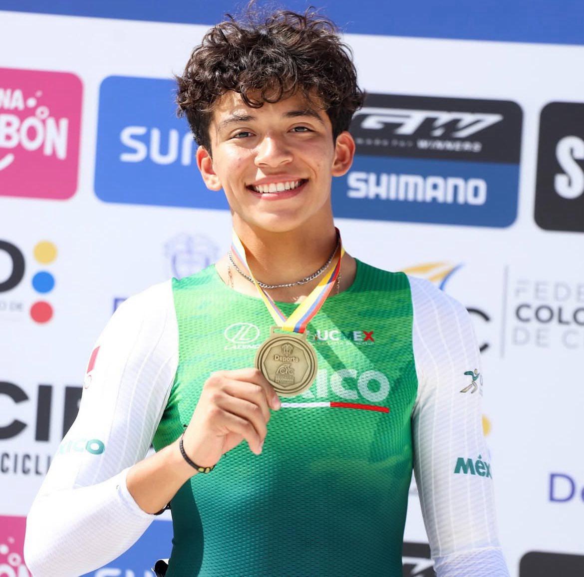 $!Culichi Máximo Estrada brilla en Bogotá con dos oros para México