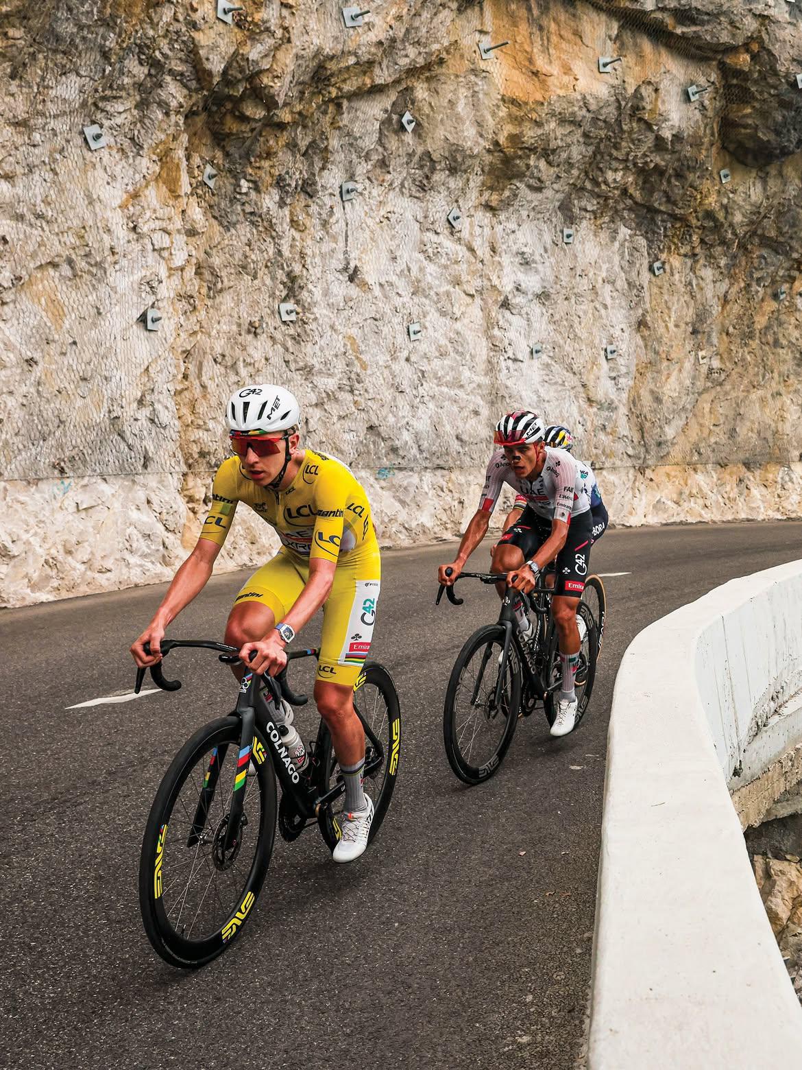 $!Isaac del Toro rompe todos los límites y escribe la mayor hazaña del ciclismo mexicano