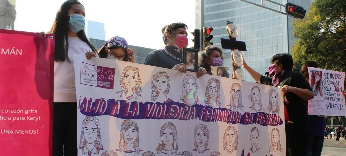 $!En México las mujeres exigen el alto a la violencia feminicida.