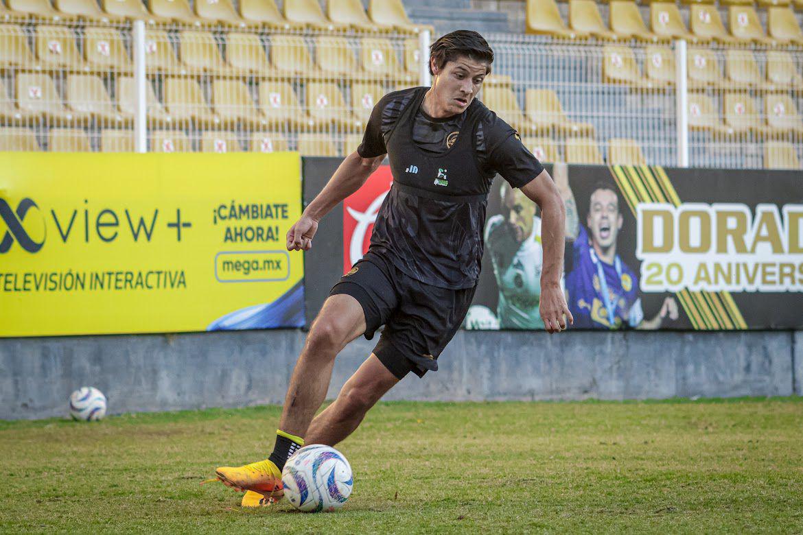 $!Emilio Sánchez llega como refuerzo para el mediocampo de Dorados de Sinaloa