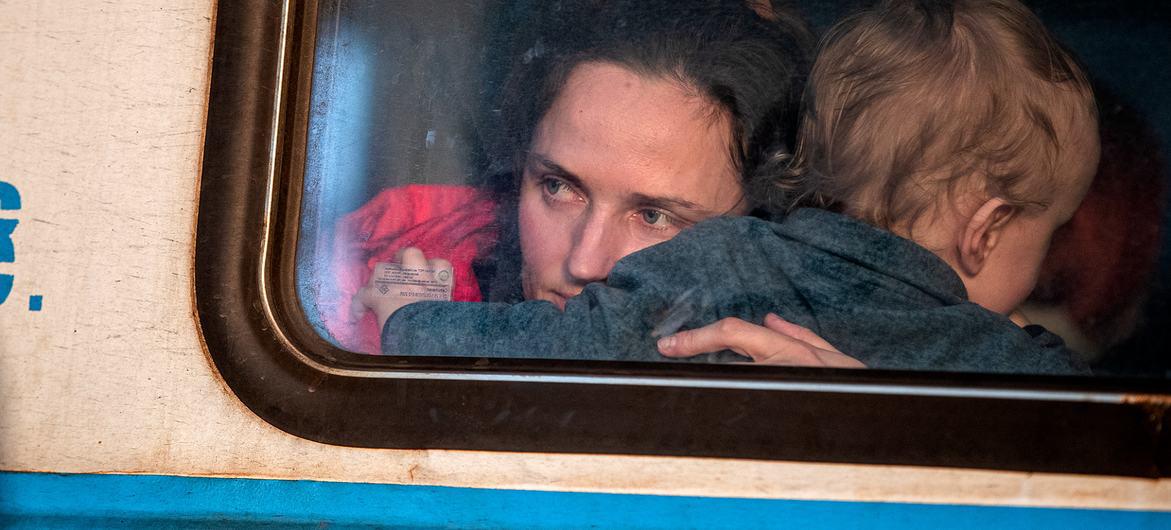 $!La ONU advierte que aumentarán las víctimas civiles y los desplazamientos de población en Ucrania