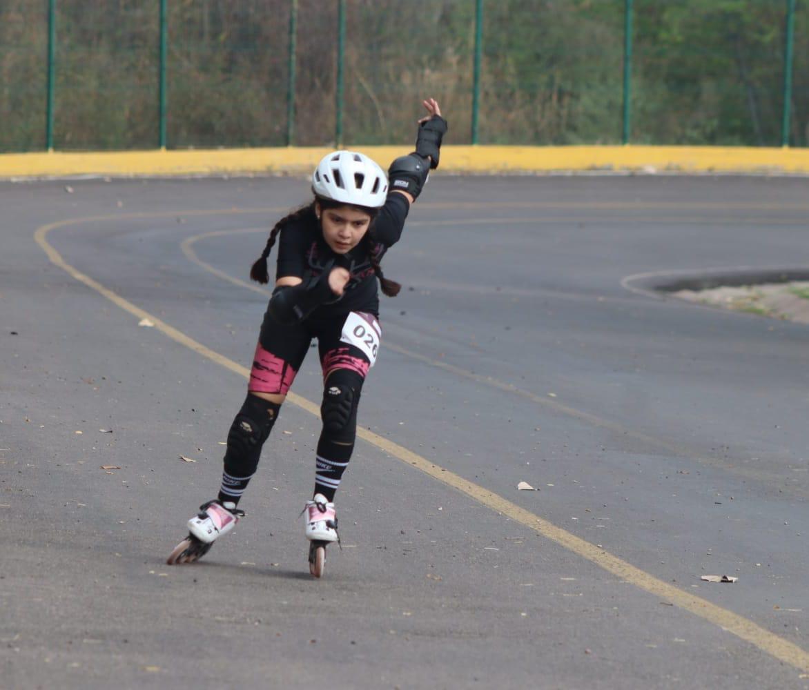 $!Actuación dorada de Mazatlán en la etapa estatal del patinaje de velocidad