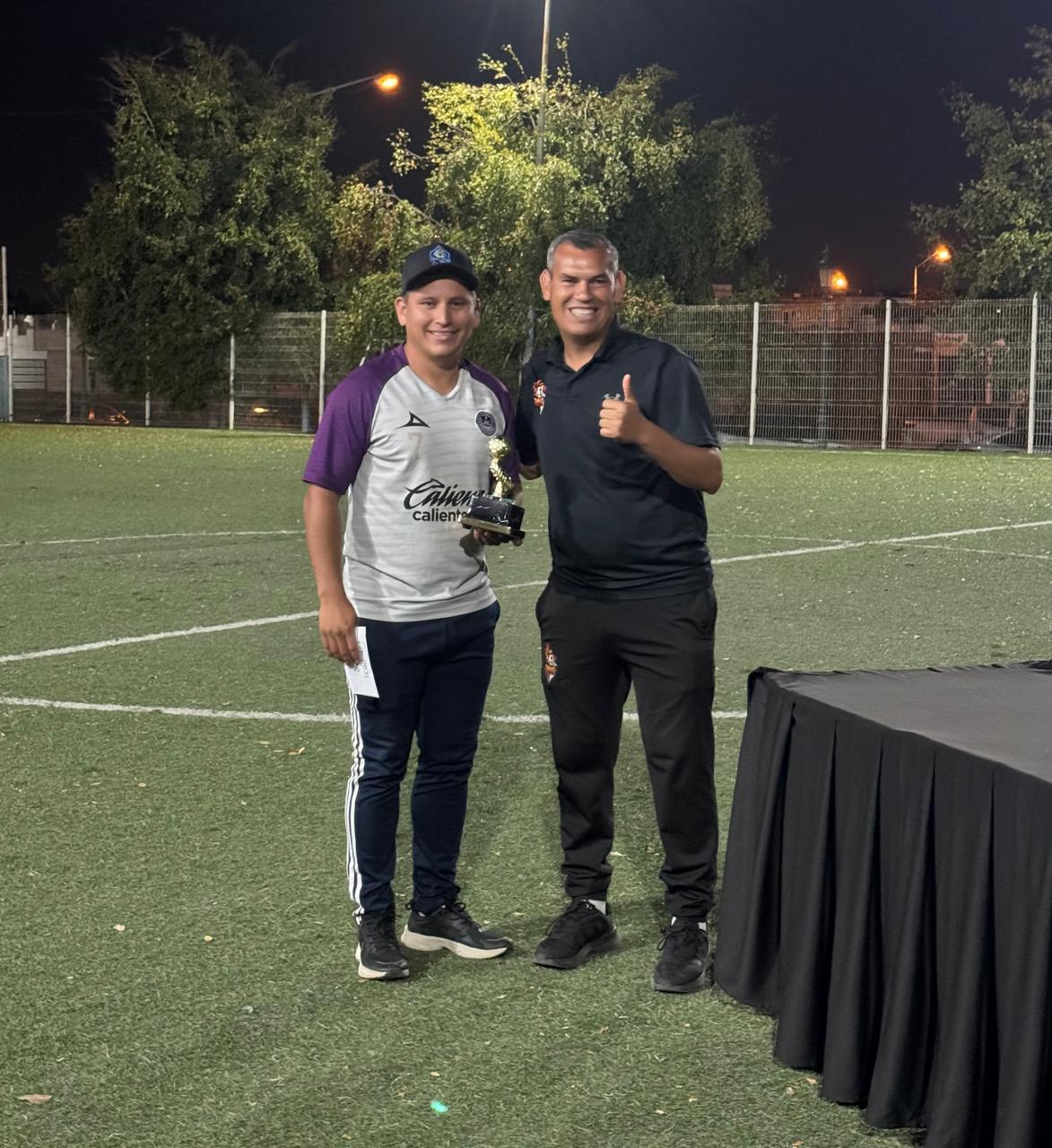 $!Se coronan Federales y Carnitas El Compadre, en el Torneo de Futbol Real Pacífico