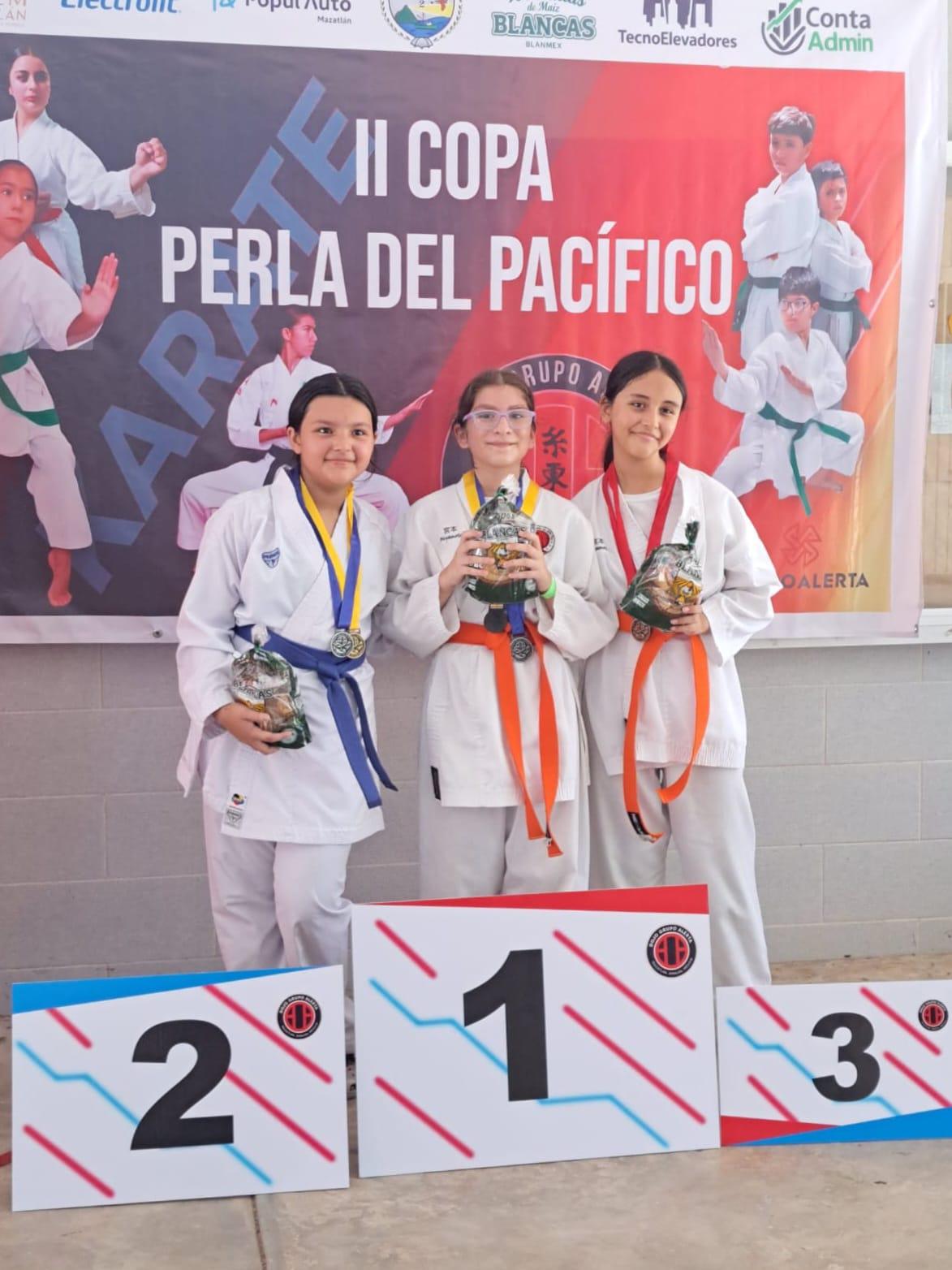 $!Dojo Kazoku Kai Real Pacífico destaca en la Segunda Copa Perla del Pacífico de Karate Do