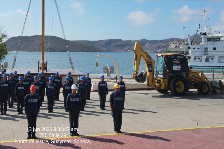 Activan Plan Marina en fase de prevención en el noroeste de México por el huracán Lorena