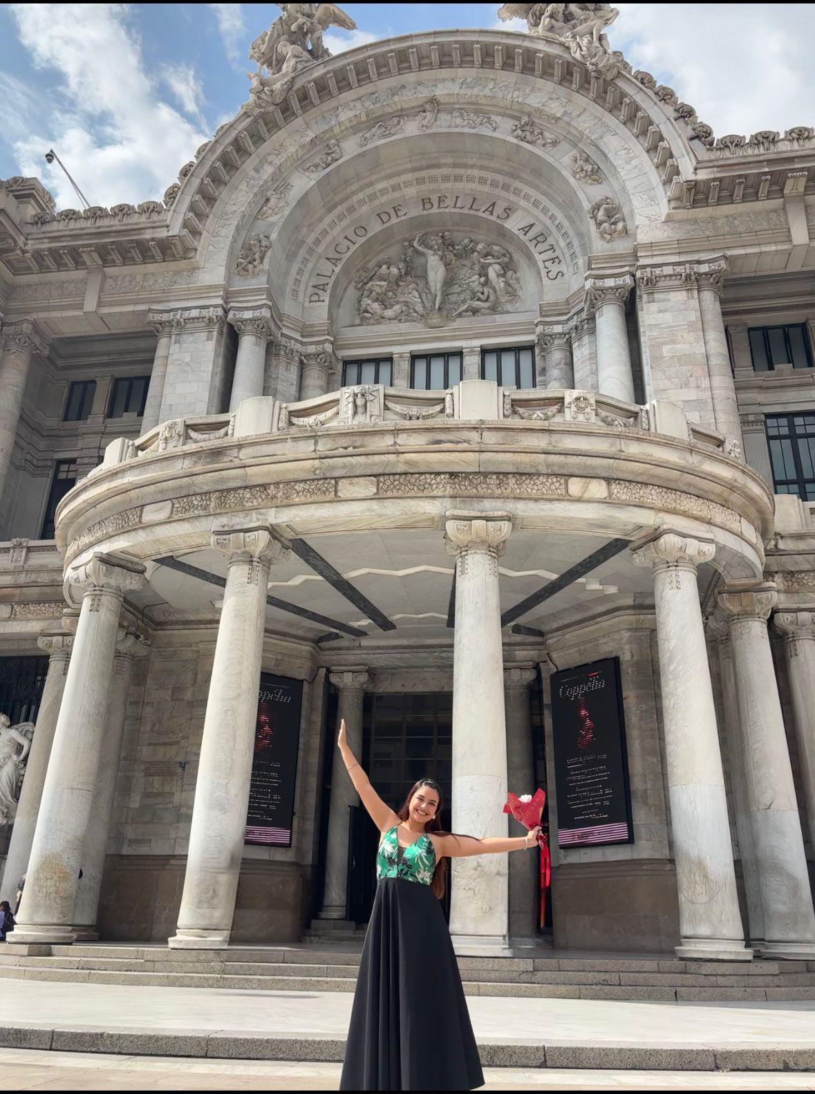 $!El domingo 15 de junio, la soprano competirá en Bellas Artes por el primer lugar del Concurso Nacional de Canto Carlo Morelli.