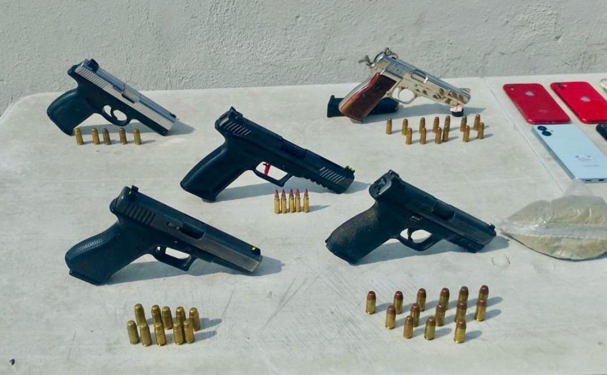 $!Aseguran armas, droga y celulares en revisión al penal de Aguaruto, en Culiacán