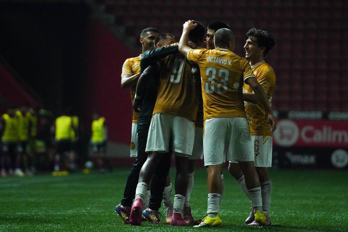 $!Dorados de Sinaloa logra su primer triunfo en el Clausura 2026