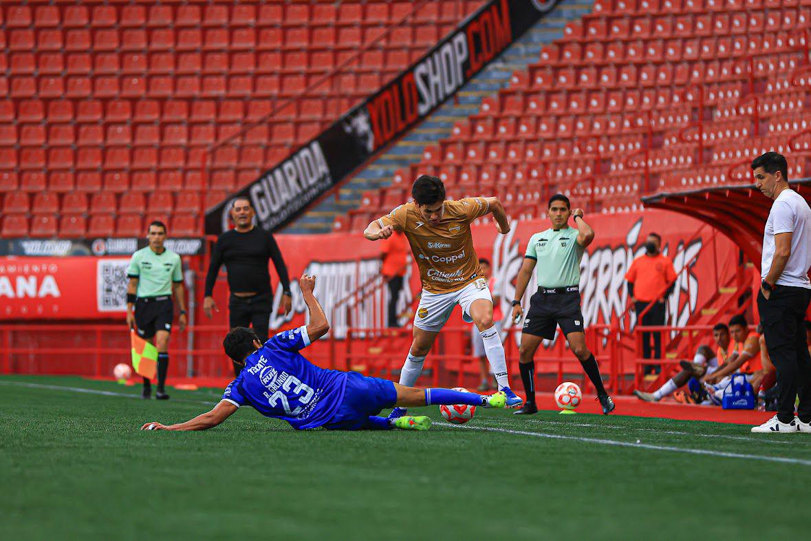 $!Golazos de Rengifo y Álvarez devuelven el triunfo a Dorados en la Liga de Expansión