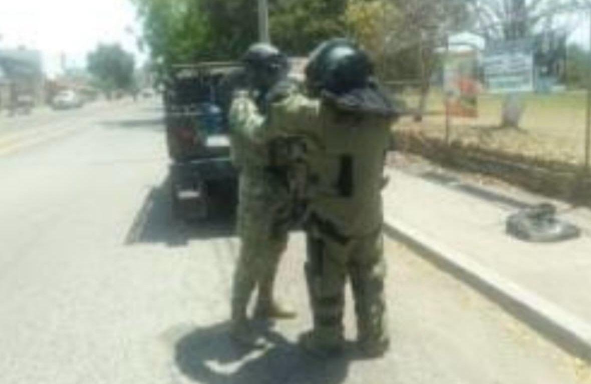 $!Ejército Mexicano destruye artefacto explosivo improvisado asegurado en Culiacán