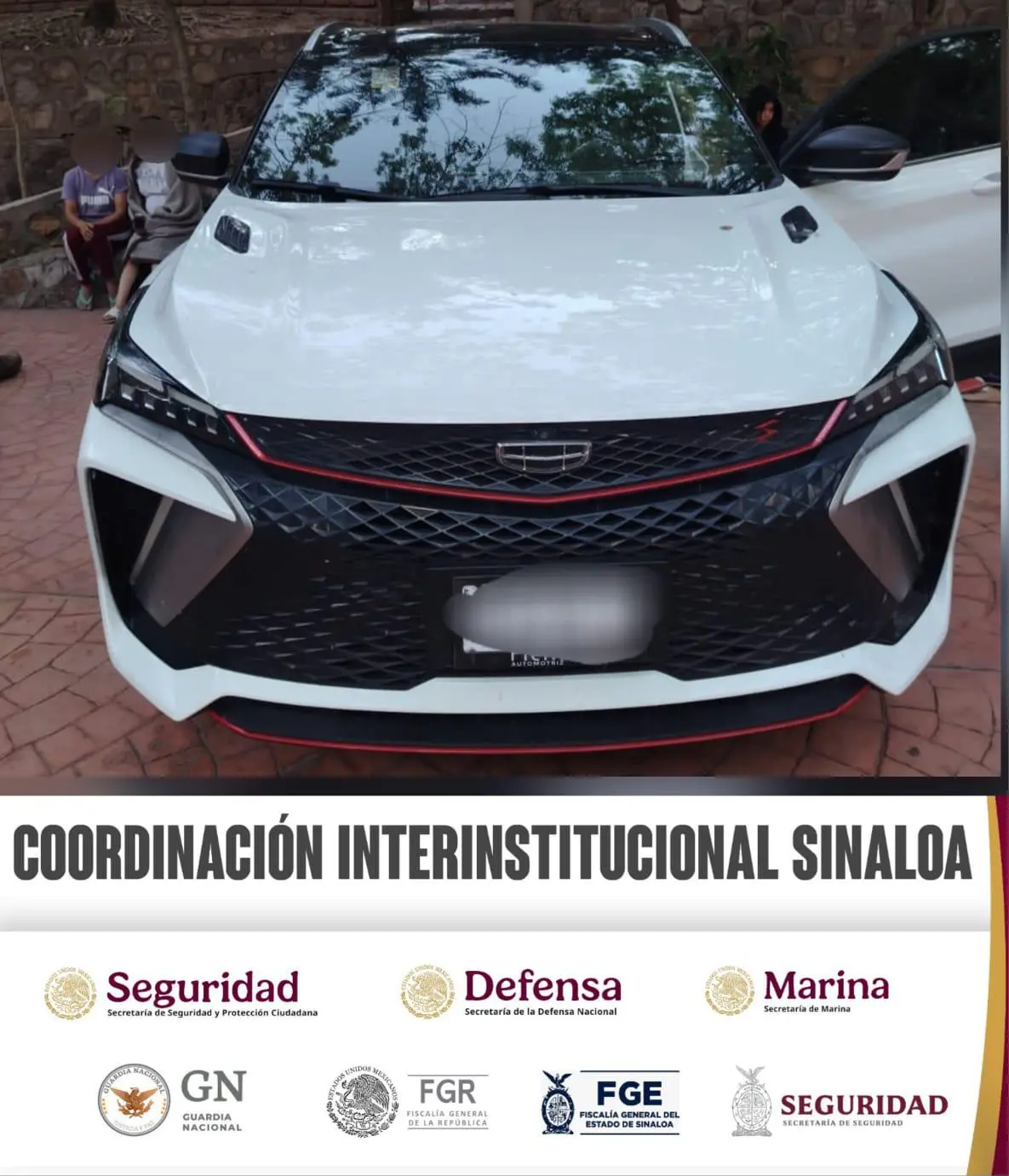 $!Militares detienen a tres civiles, dos menores de edad, en la comunidad El Walamito, en Culiacán