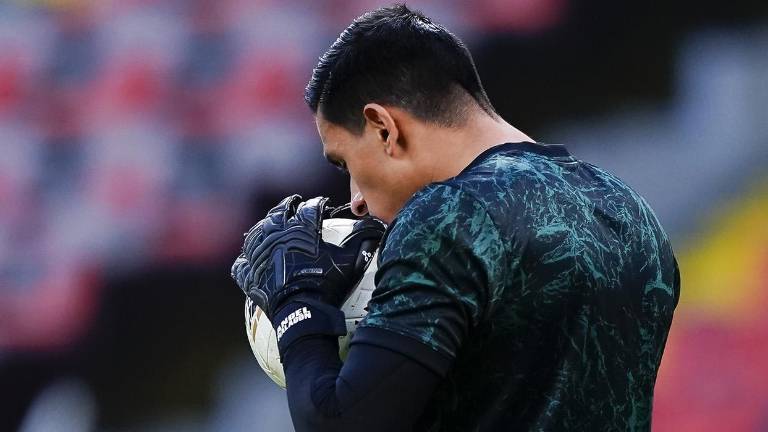 Luis Ángel Malagón, durante el partido de la fase de grupos del Preolímpico varonil de la Concacaf 2021, entre la Selección de Estados Unidos y la Selección Nacional de México, celebrado en el estadio Jalisco.