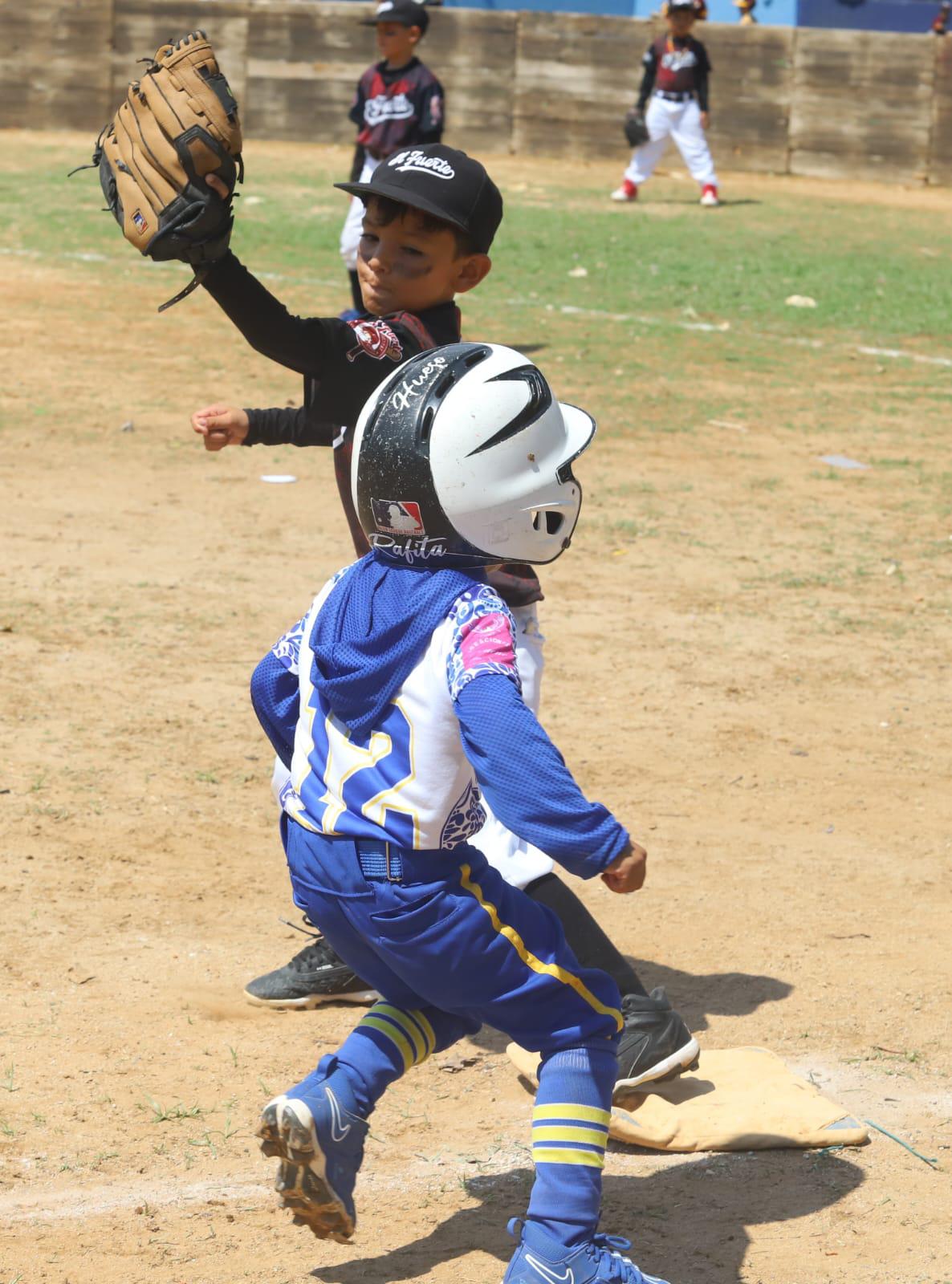 $!Nacional de Beisbol Escuelita vuelve a la acción tras las lluvias en Mazatlán