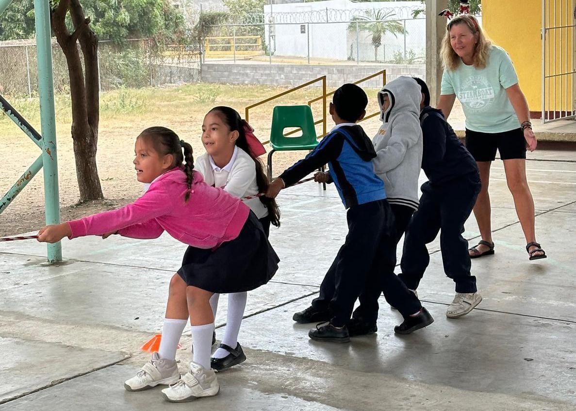 $!Destacan la mejora educativa en primaria de Mazatlán gracias al apoyo de ‘Amigos de México’