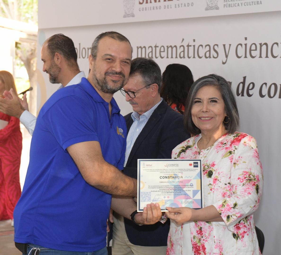$!Reconocen a docentes de Sinaloa por participación en diplomados de matemáticas y ciencias