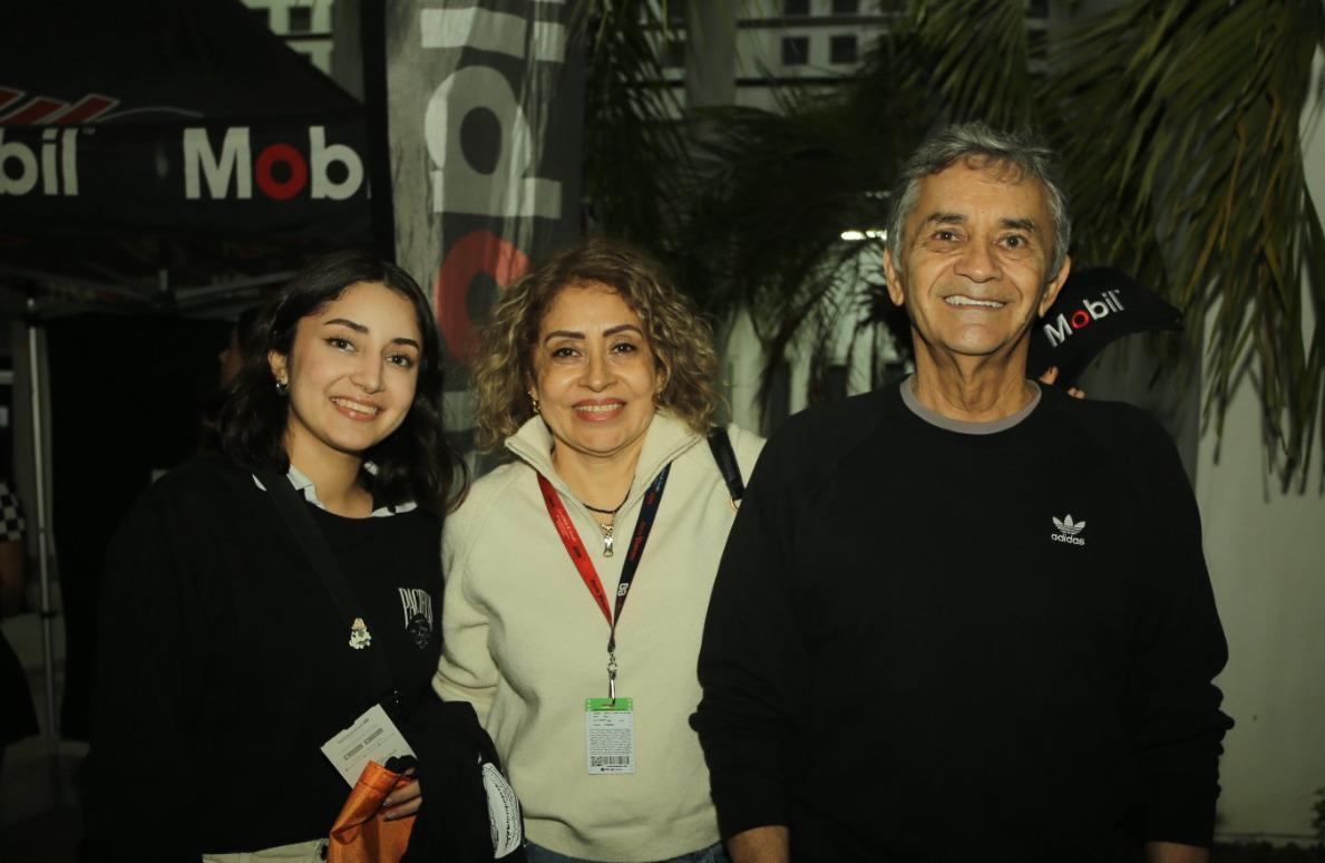 $!Brenda Gómez, Martha Rodríguez y Sergio Gómez.
