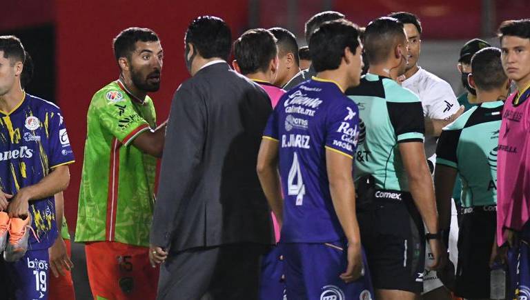 Hernán Cristante es sancionado dos juegos por conducta violenta