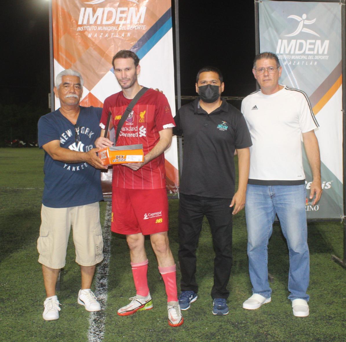 $!En penaltis, Tunas Supply conquista el título del Futbol Superveteranos ‘B’