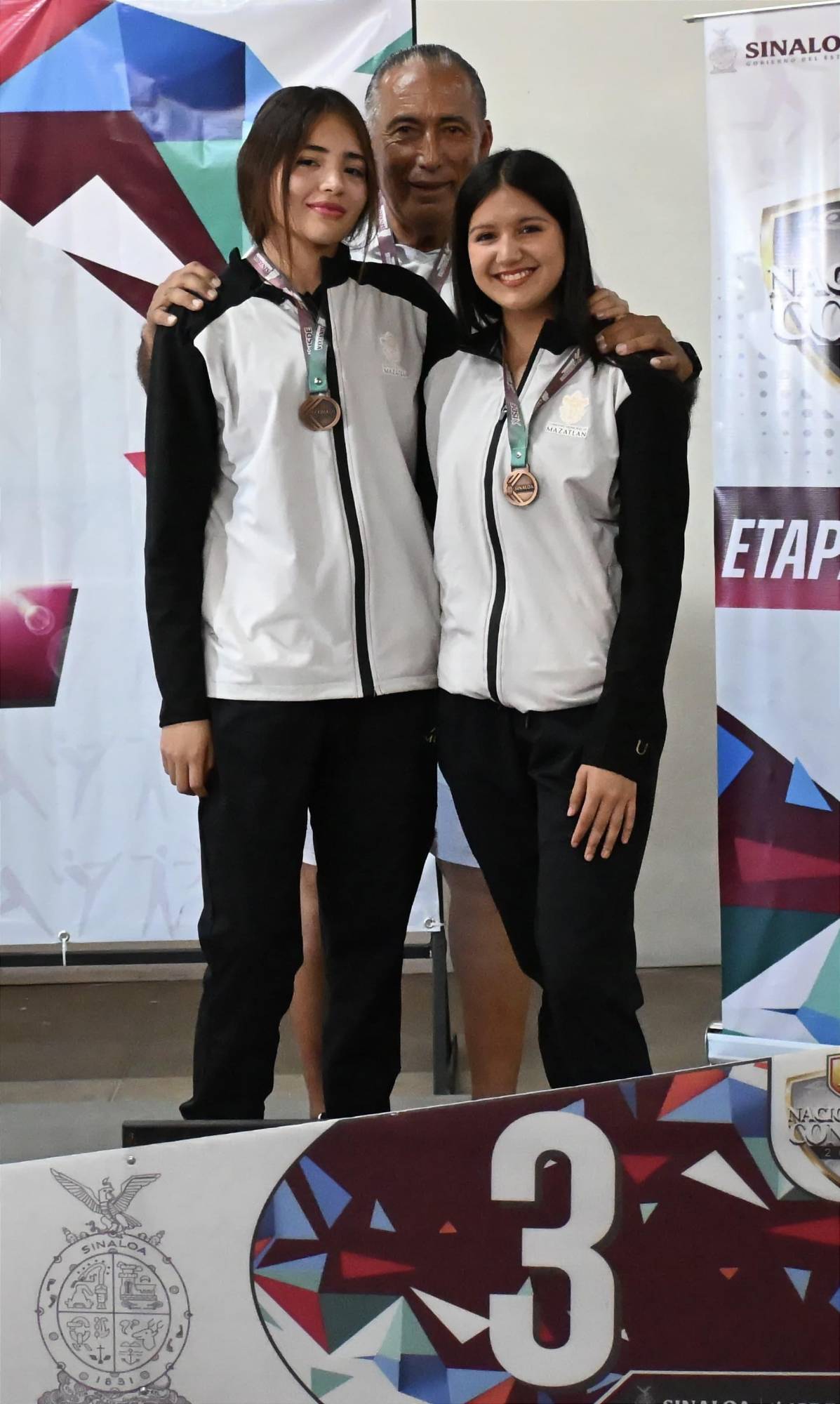 $!Se corona Mazatlán en la Superior varonil del estatal de voleibol de playa