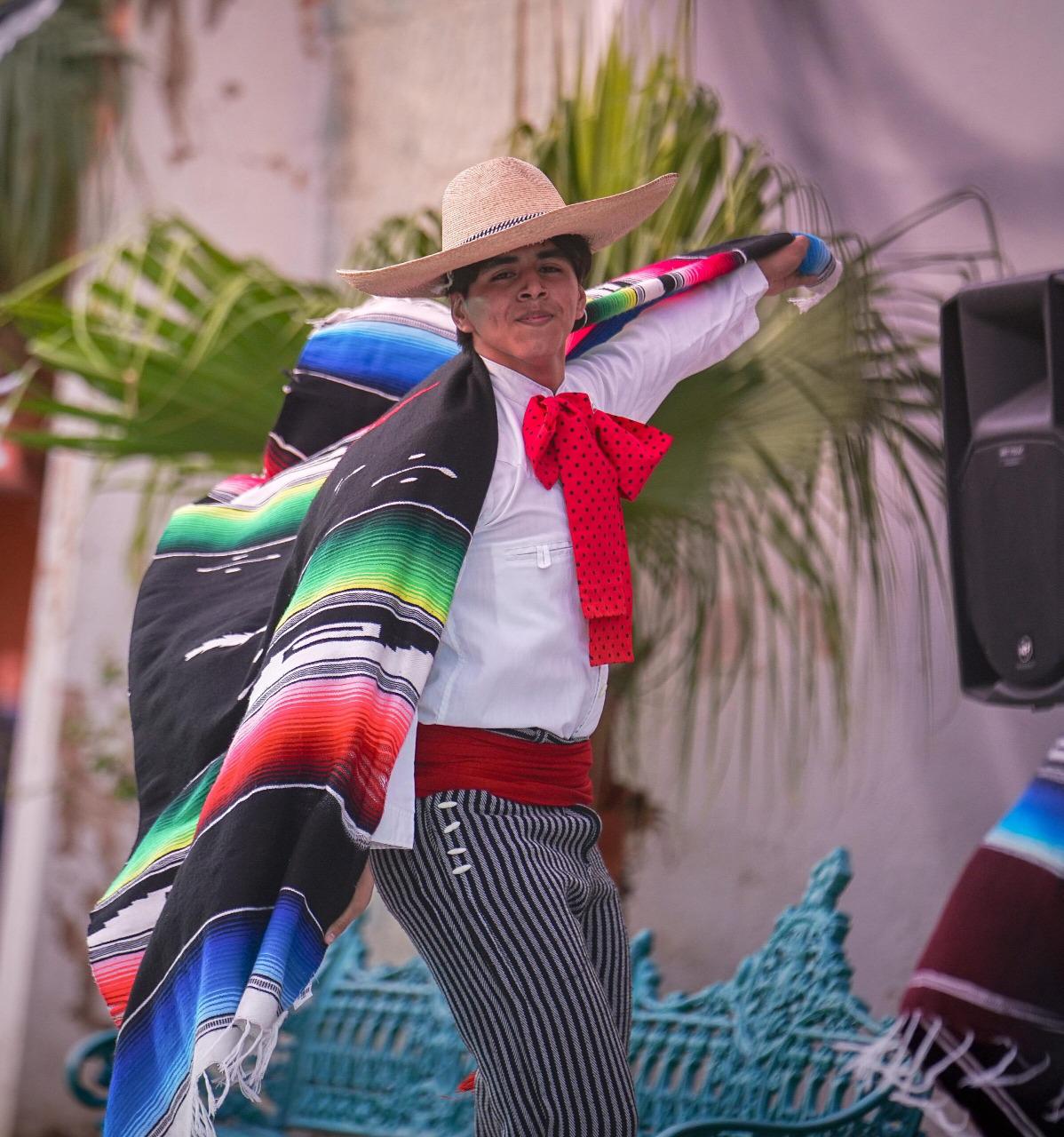 $!El Taller de Folclore del CMA es una oportunidad para conectar con la identidad mexicana.