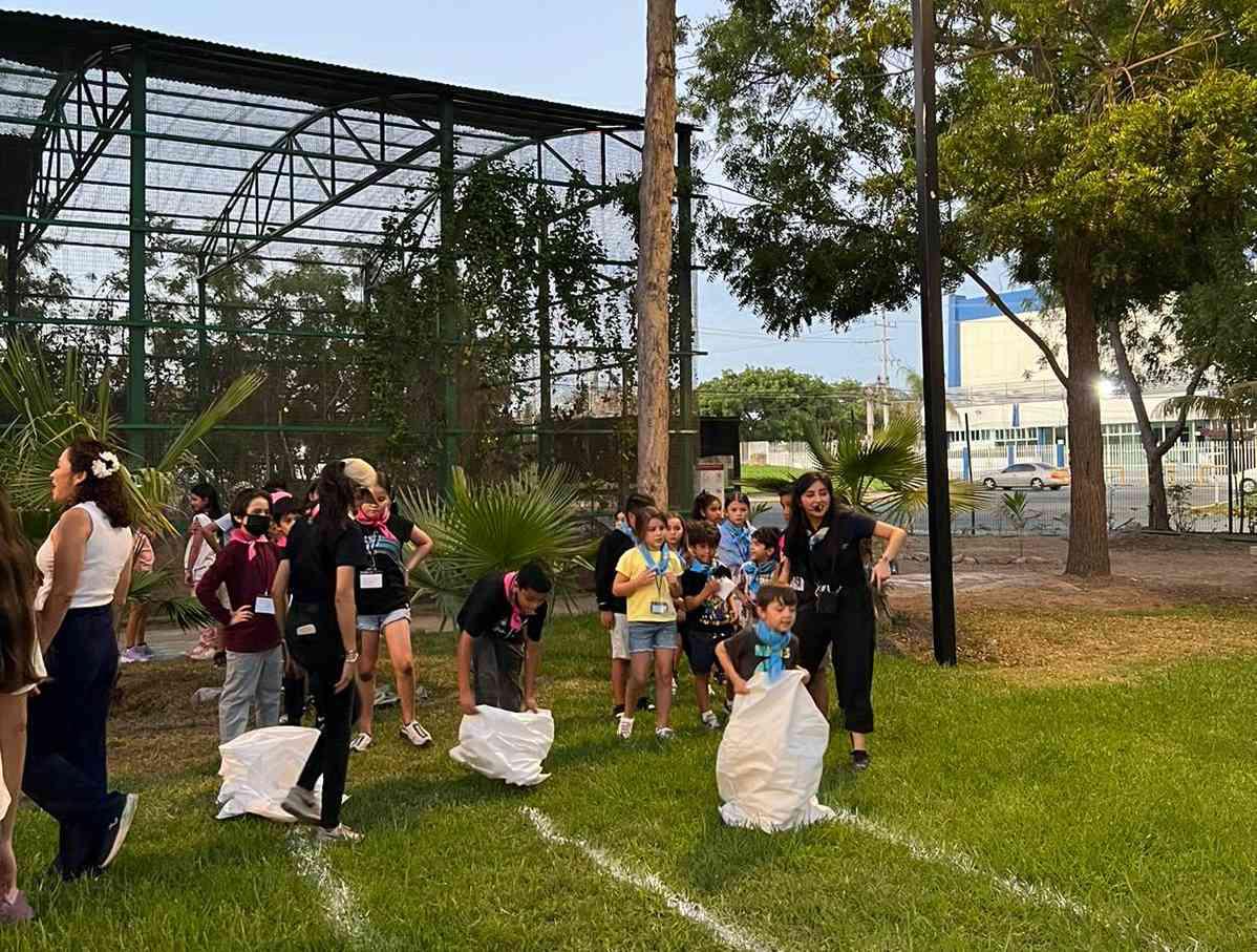 $!Un rally deportivo y actividades lúdicas se celebraron en el campamento.