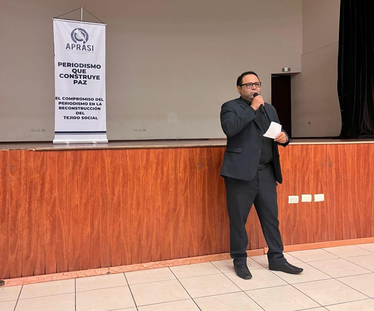 $!A través del periodismo también se puede contribuir a la construcción de paz en Sinaloa: Rodolfo Echeagaray