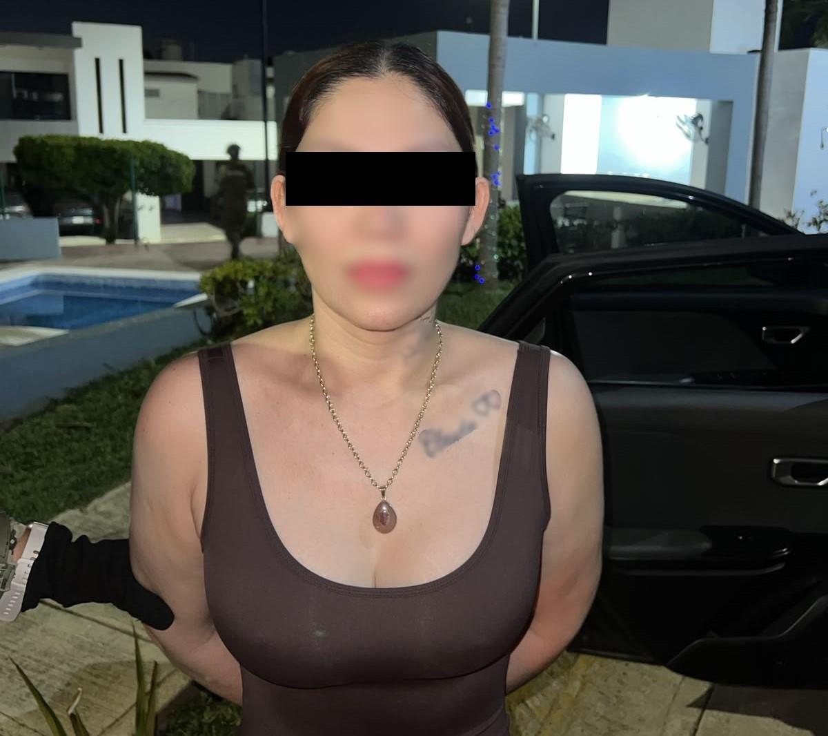 $!Confirma Marina tres detenidos, arma, cartuchos, droga y radios en Real del Valle, en Mazatlán