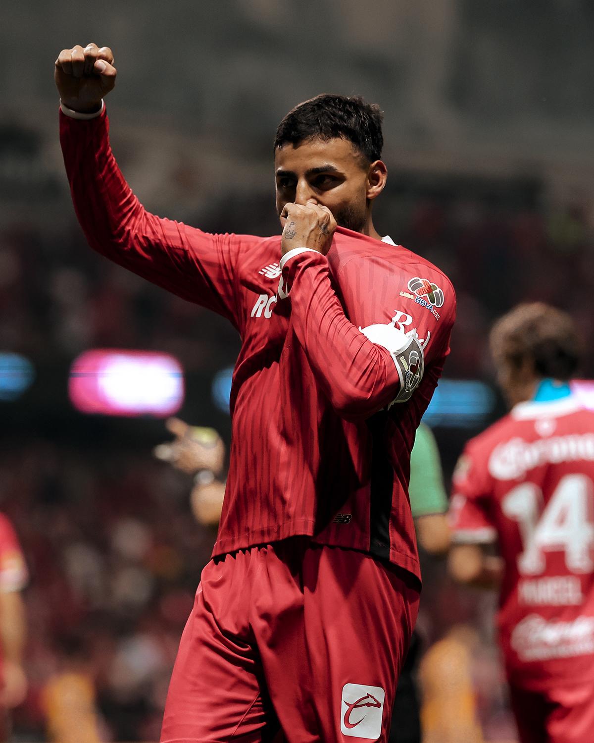 $!¡Arde el infierno! Toluca aplasta a Tigres y es el primer finalista del Clausura 2025