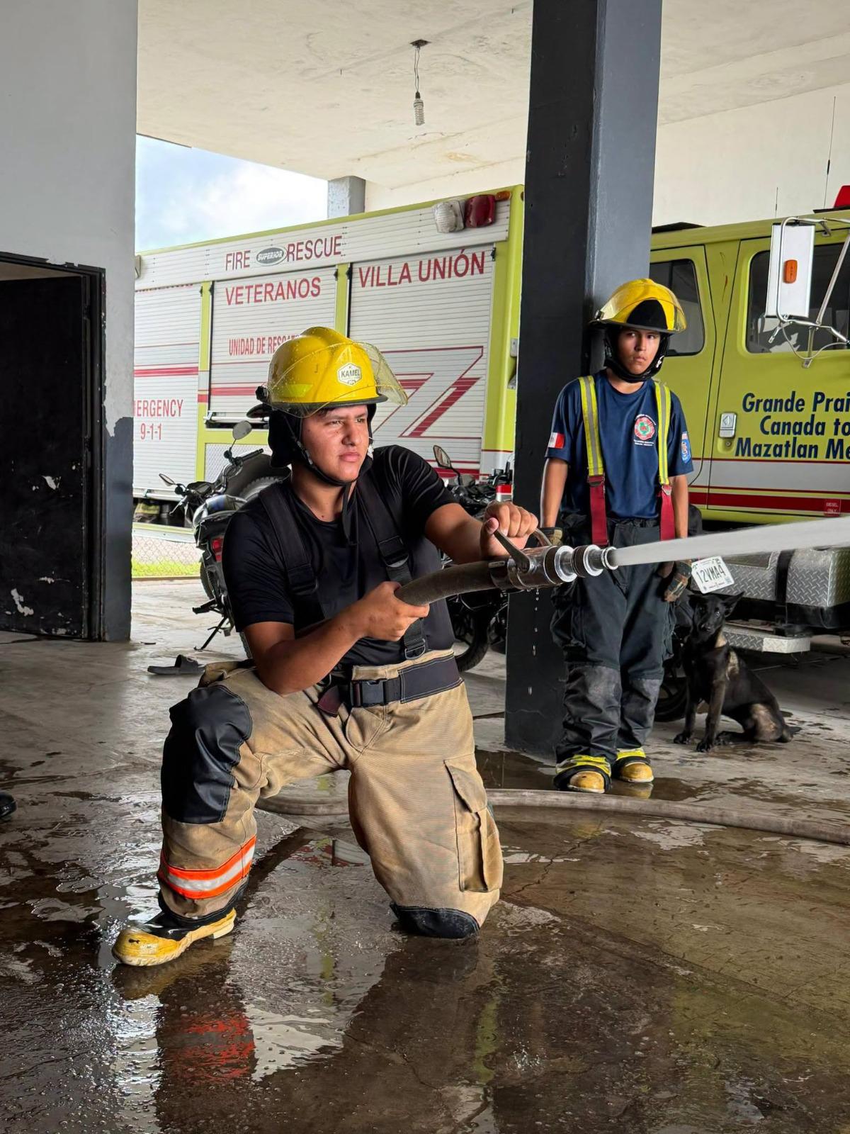 $!Reciben capacitación Bomberos Veteranos de Villa Unión para brindar mejor servicio