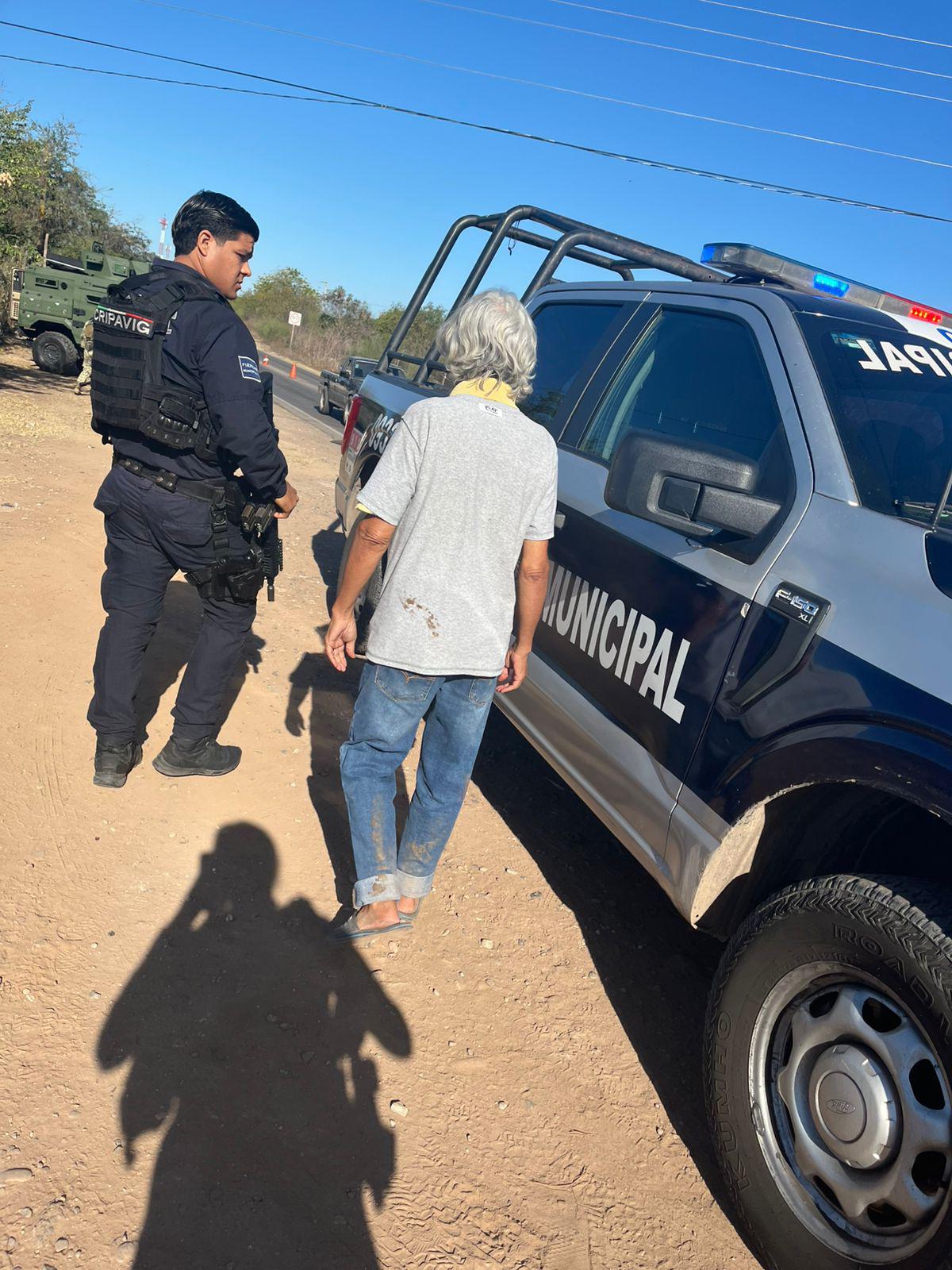 $!Encuentran a adulto mayor cerca de Sanalona; buscan a sus familiares en Culiacán