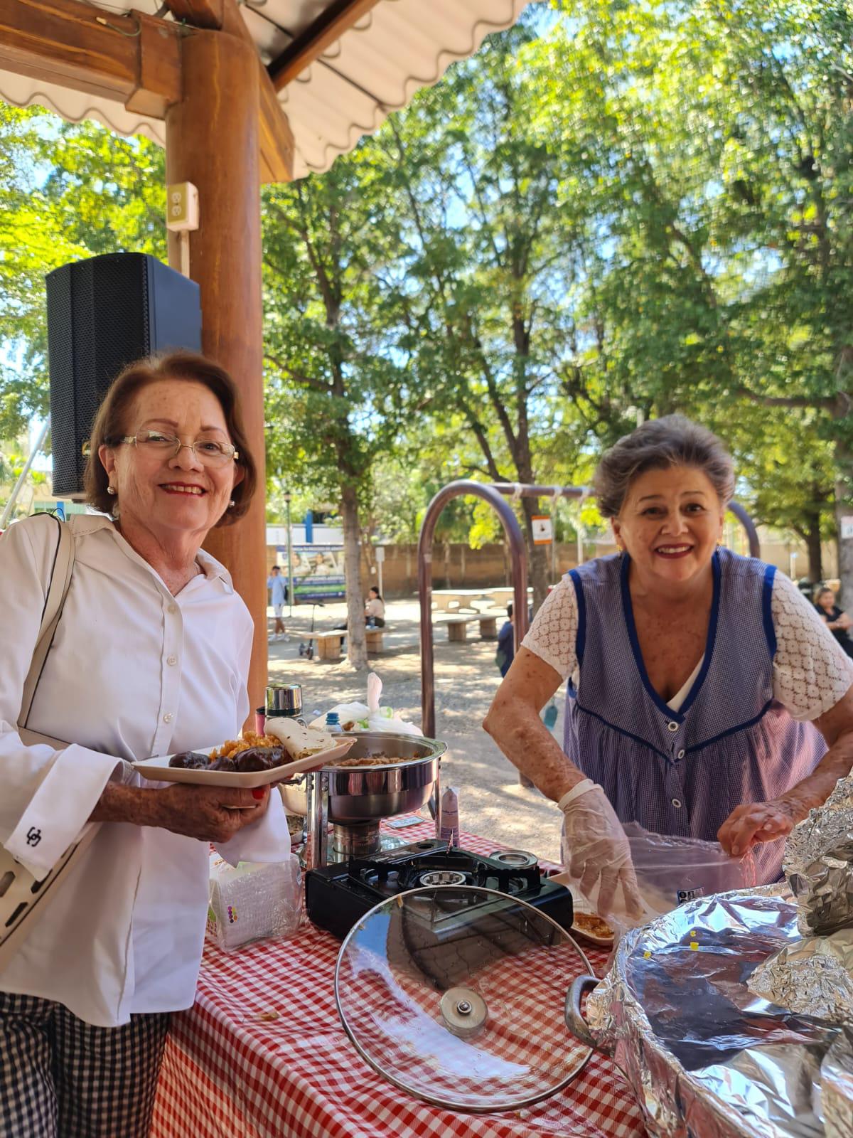 $!Vecinos de la Colonia Chapultepec, en Culiacán, se unen para construcción de velatorio