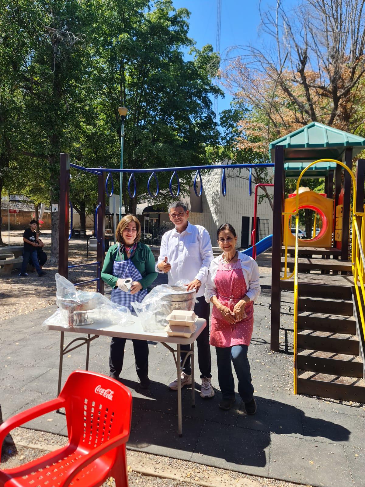 $!Vecinos de la Colonia Chapultepec, en Culiacán, se unen para construcción de velatorio