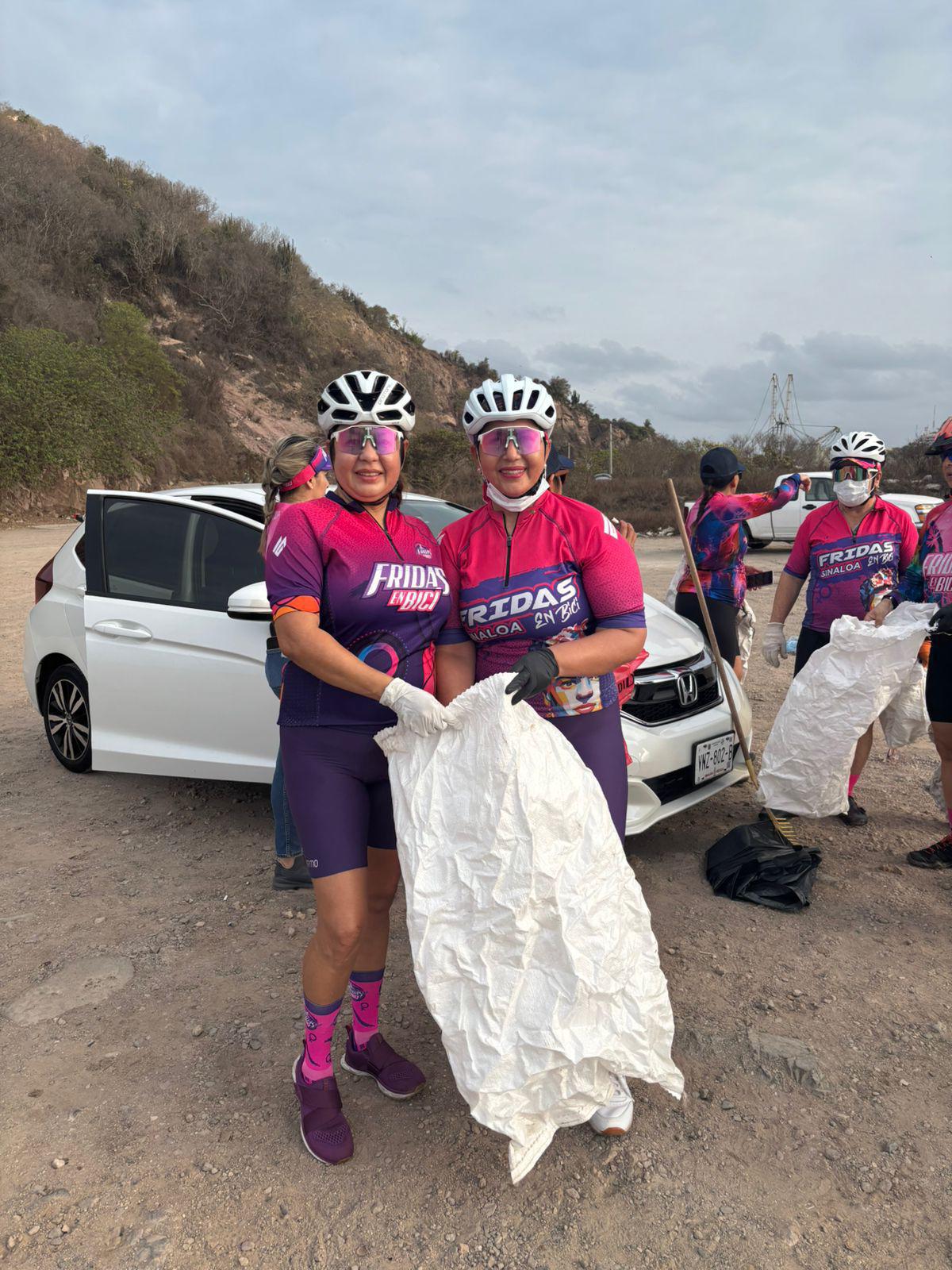 $!Se unen Fridas en Bici y alumnos del CBTis 51 a la Gran Jornada de Limpieza de Playas 2025