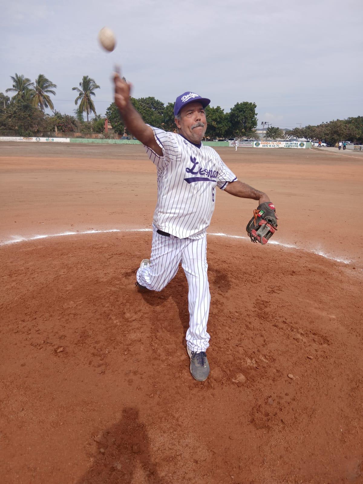 $!Mace Salazar remonta y Chito Cano logra su primer triunfo en la Liga Dominical BA