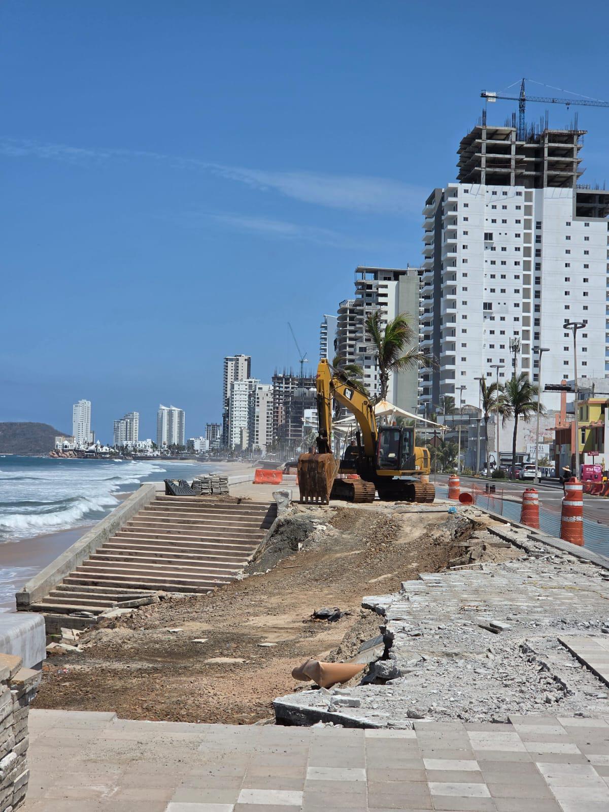 $!Rehabilitación del socavón en el malecón de Mazatlán continúa en etapa de estudios; aún no definen inversión