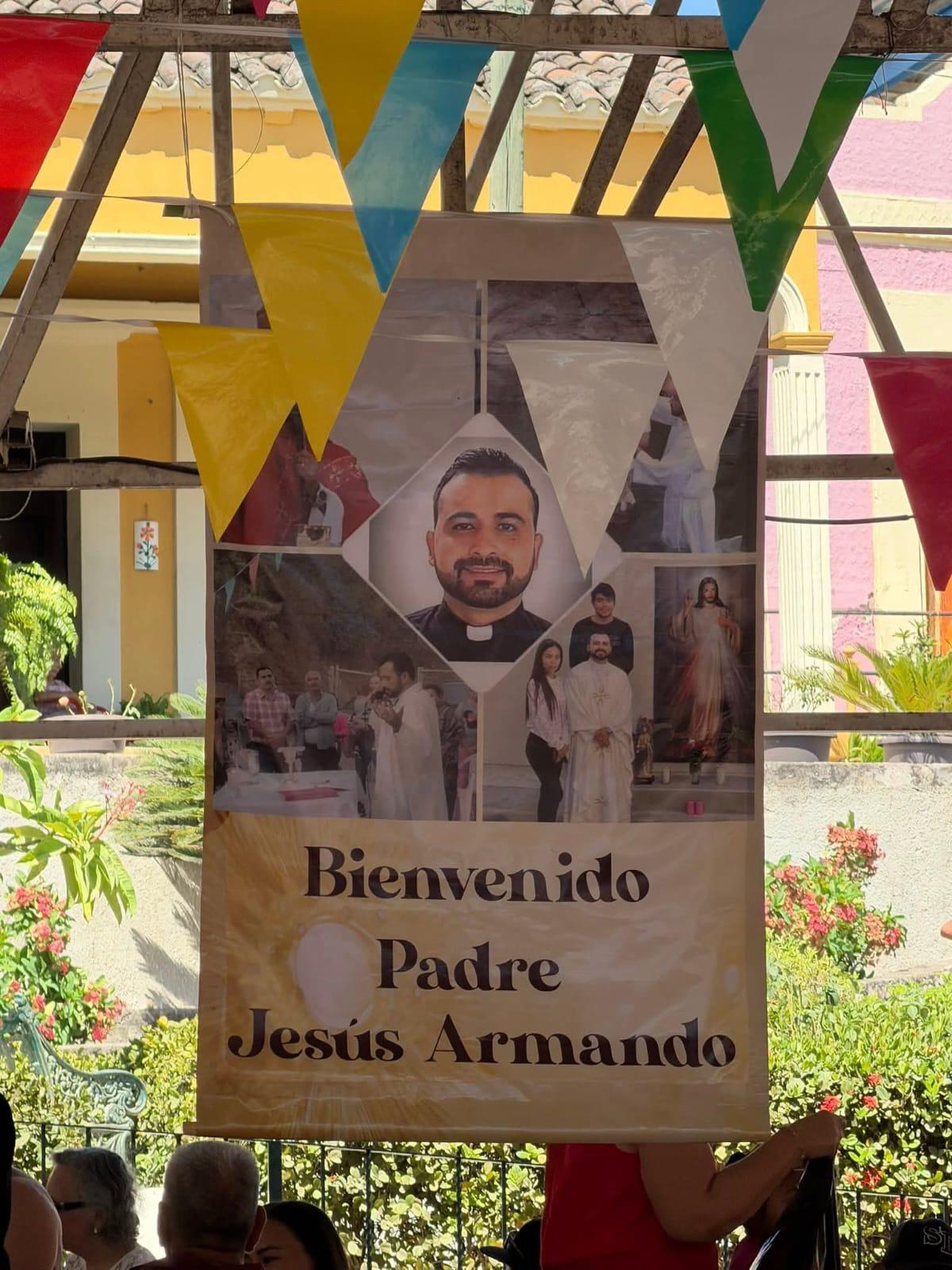 $!Dan bienvenida al Padre Armando Durán; asume el cargo de párroco de la iglesia de San Antonio en La Noria