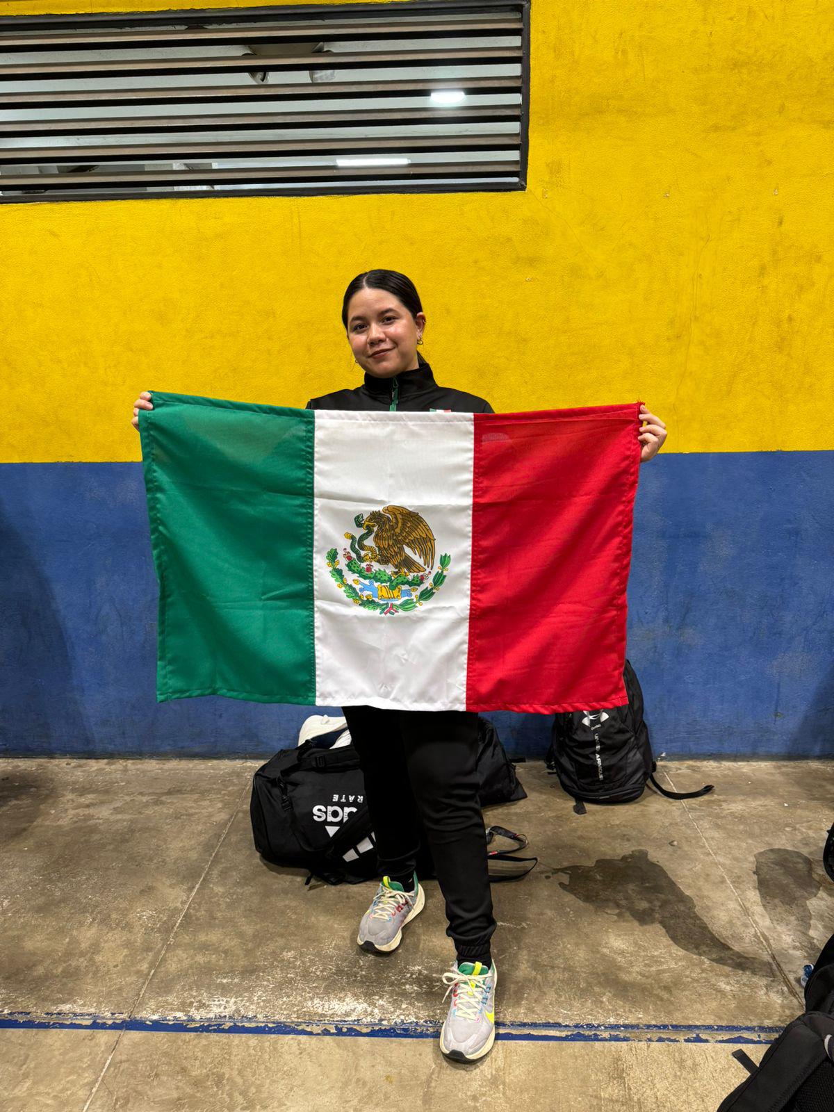 $!Brilla sinaloense Lizeth Santos en el Campeonato Centroamericano y del Caribe de Karate Do en Nicaragua