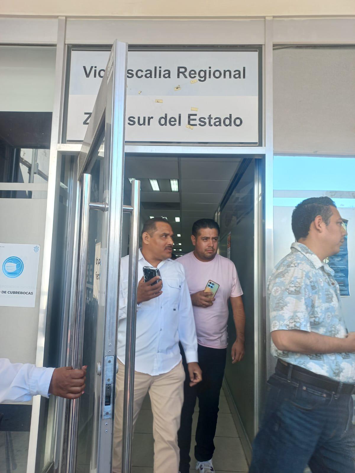 $!Vicefiscal en la zona sur de Sinaloa se molesta ante cuestionamientos de periodistas