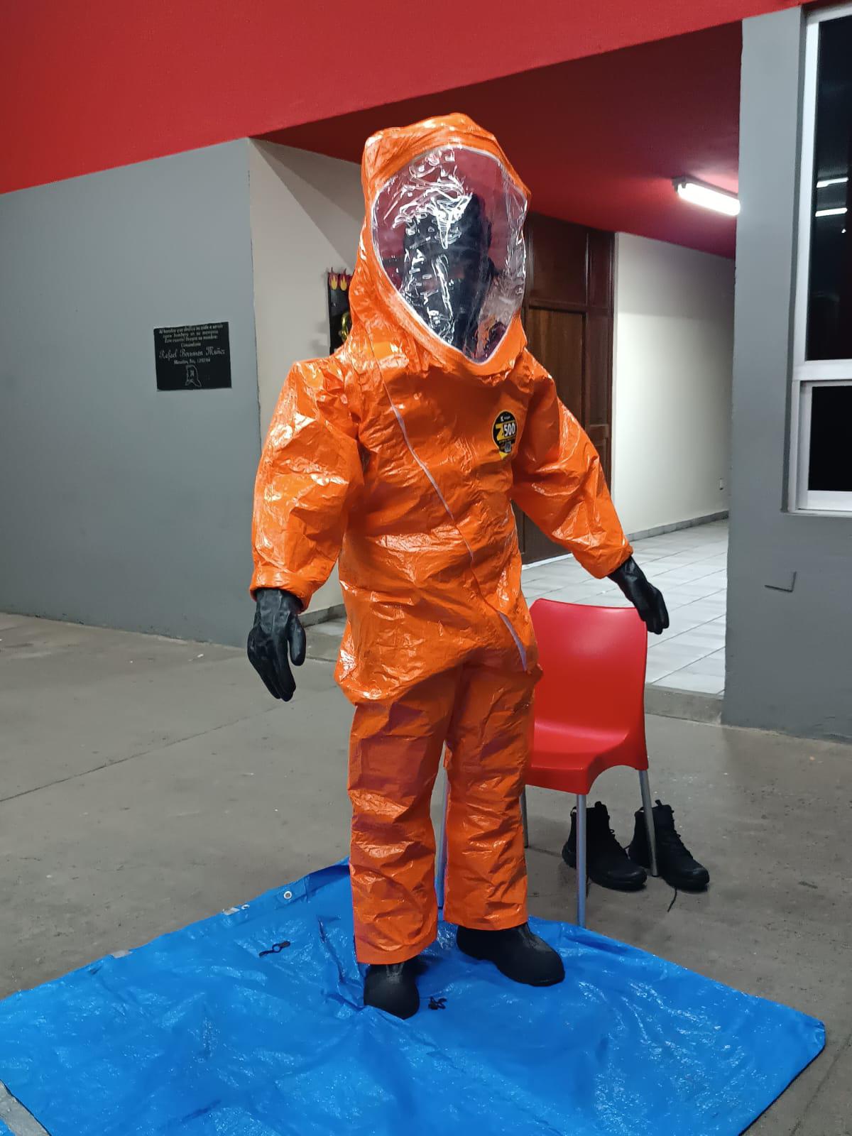 $!Recibe Bomberos Mazatlán nuevo equipo para combatir emergencias de materiales peligrosos