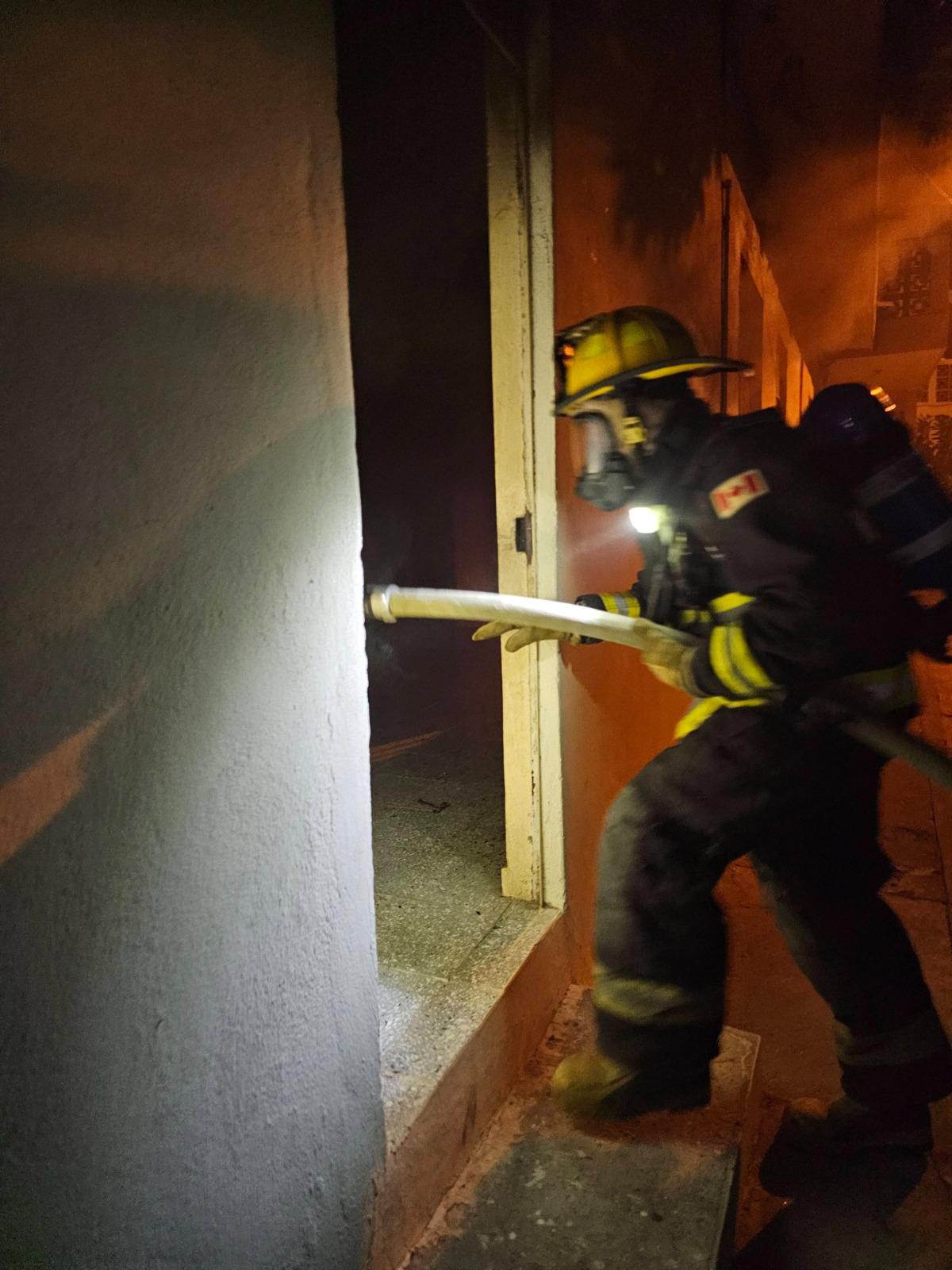 $!Se incendia salón del templo del fraccionamiento Los Portales, en Mazatlán