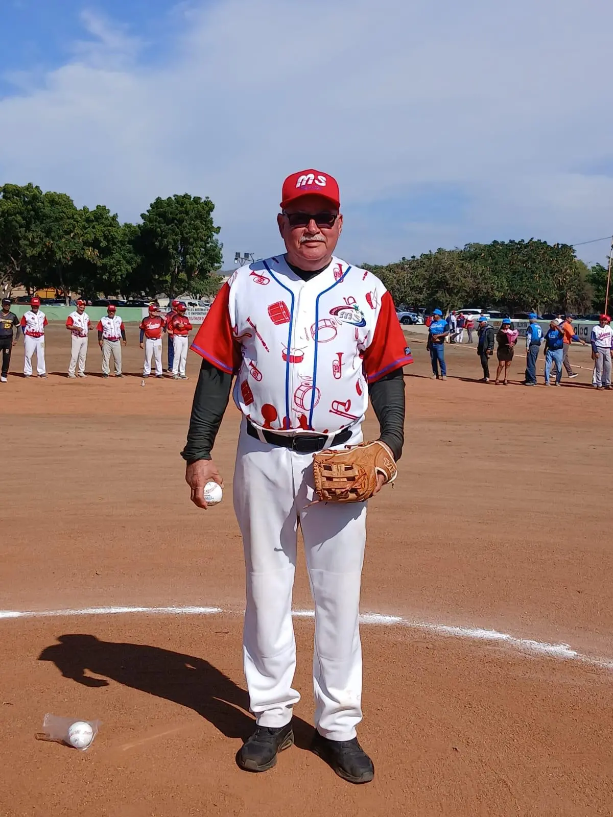 $!Abren temporada de Liga Dominical, en Club Polluelos