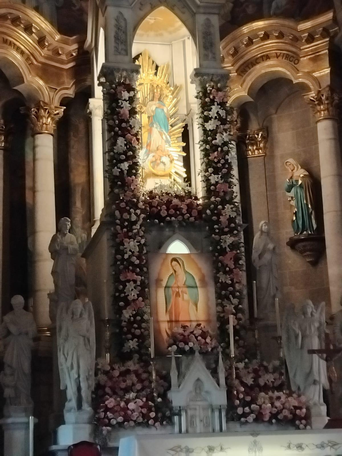 $!Cierran tramos de calles aledañas a la Catedral en Mazatlán por celebración del Día de la Virgen de Guadalupe