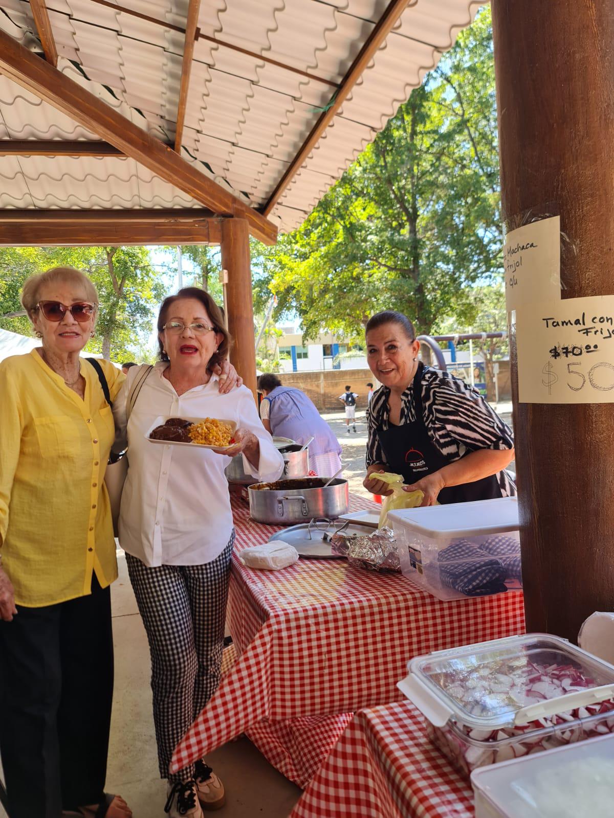$!Vecinos de la Colonia Chapultepec, en Culiacán, se unen para construcción de velatorio