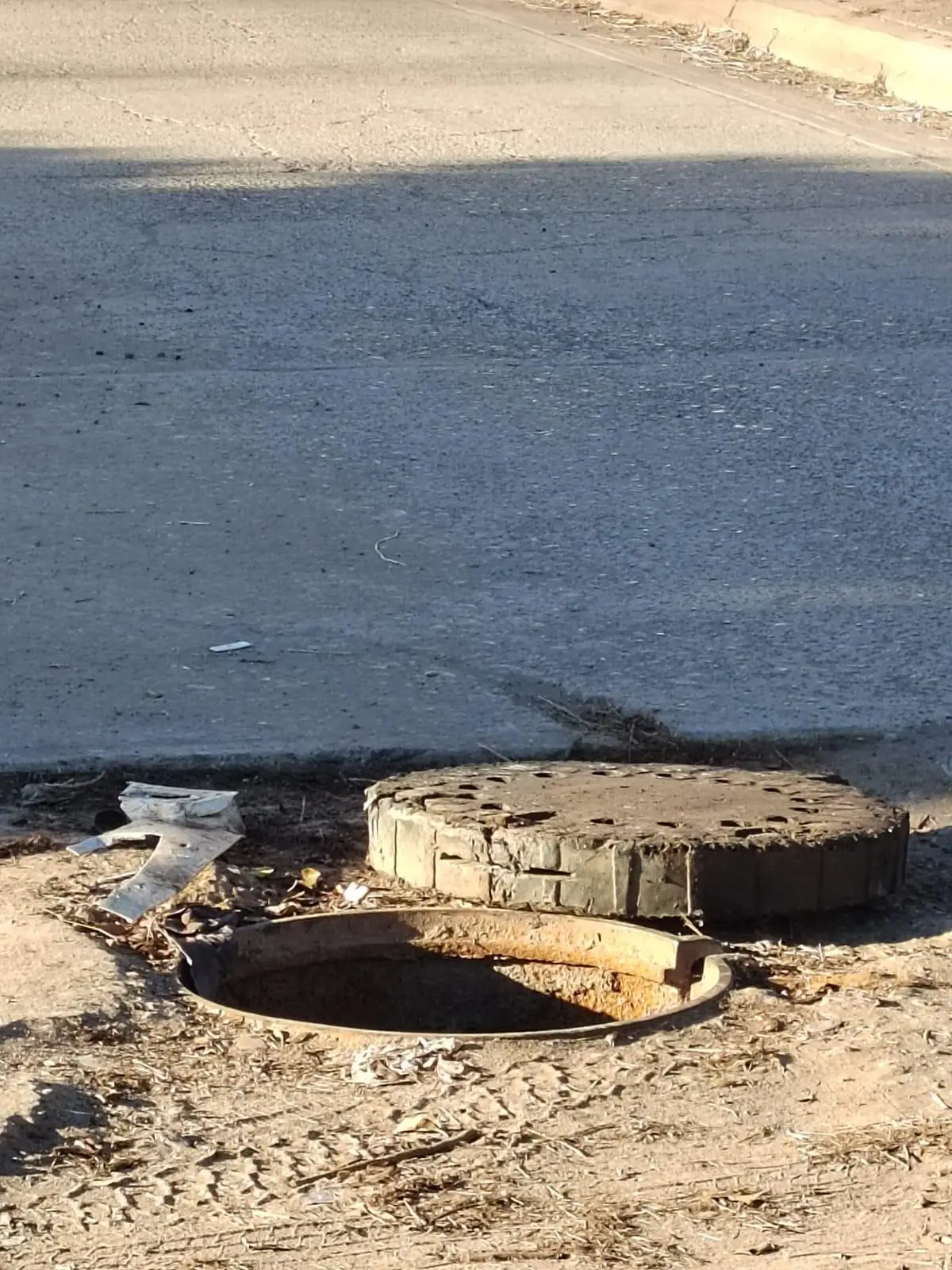 $!Golpe a las finanzas de Japama: Cuesta 6 mil pesos reponer cada alcantarilla robada