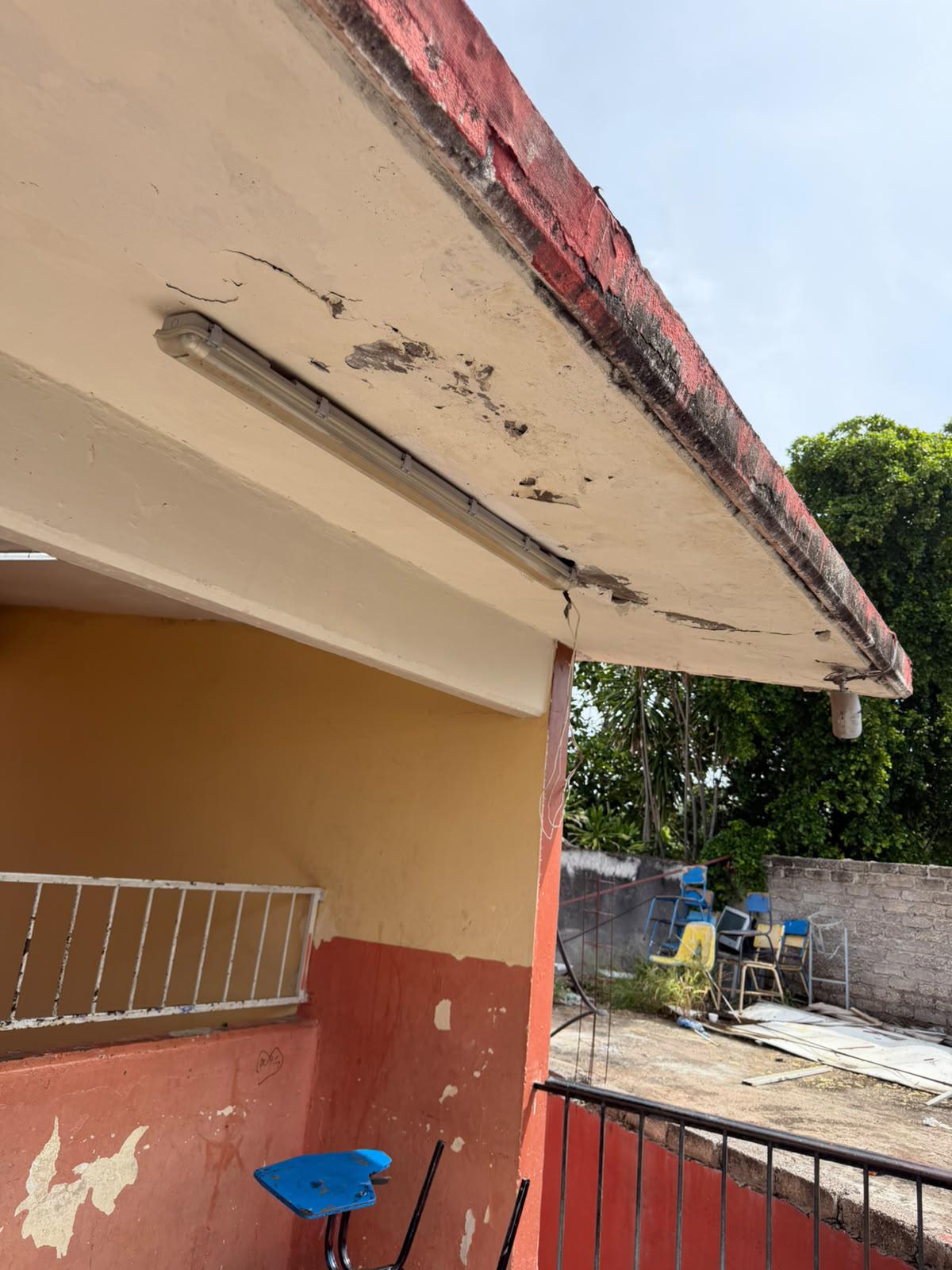 $!Demandan padres de familia rendición de cuentas en primaria de El Rosario