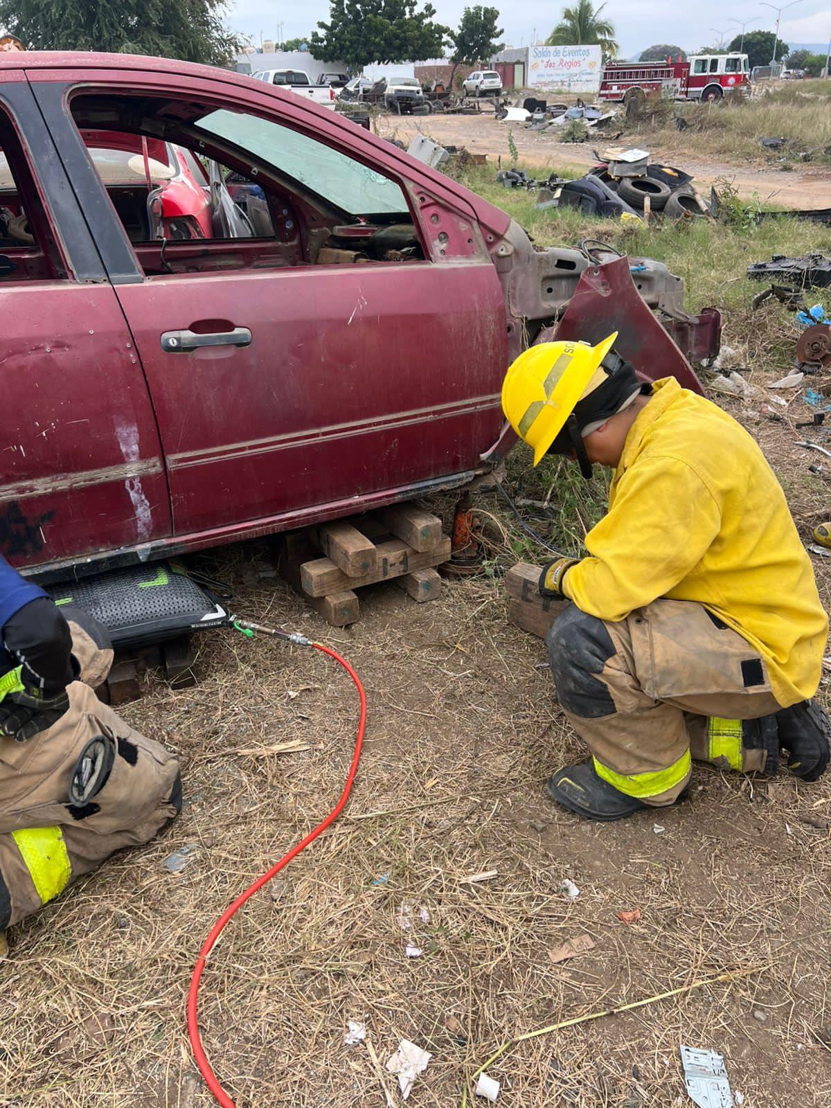 $!Se alista Bomberos Mazatlán para atender emergencias durante los días de Carnaval