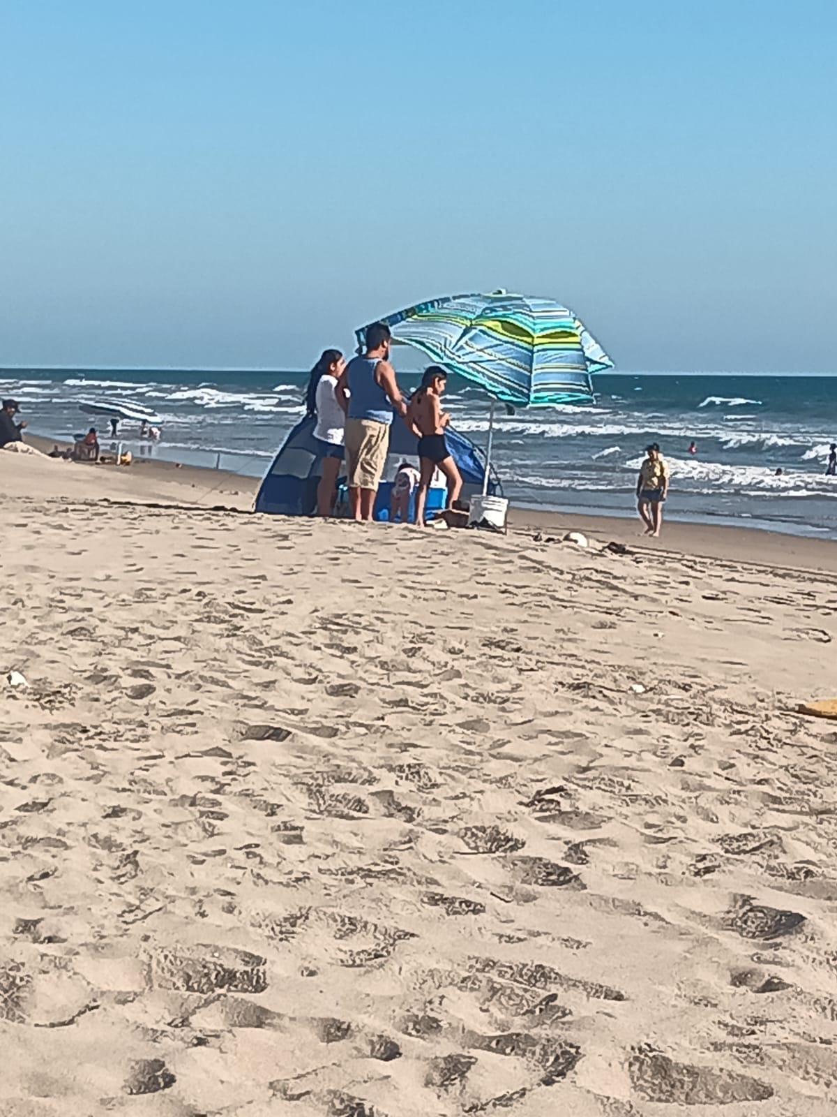 $!Playas de Rosario viven Semana Santa sin rescates, pero con atenciones por quemaduras