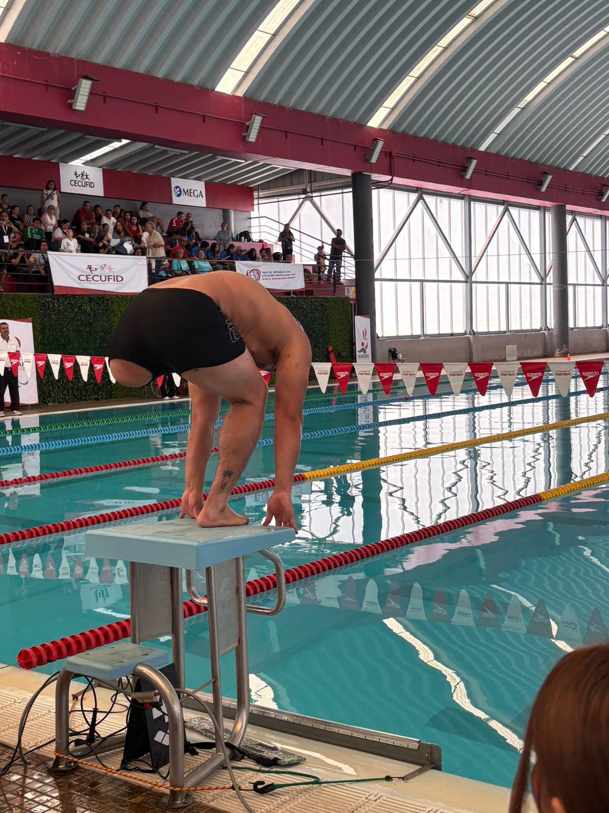 $!Capturan mazatlecos 13 medallas en el Circuito Mexicano de Paranatación