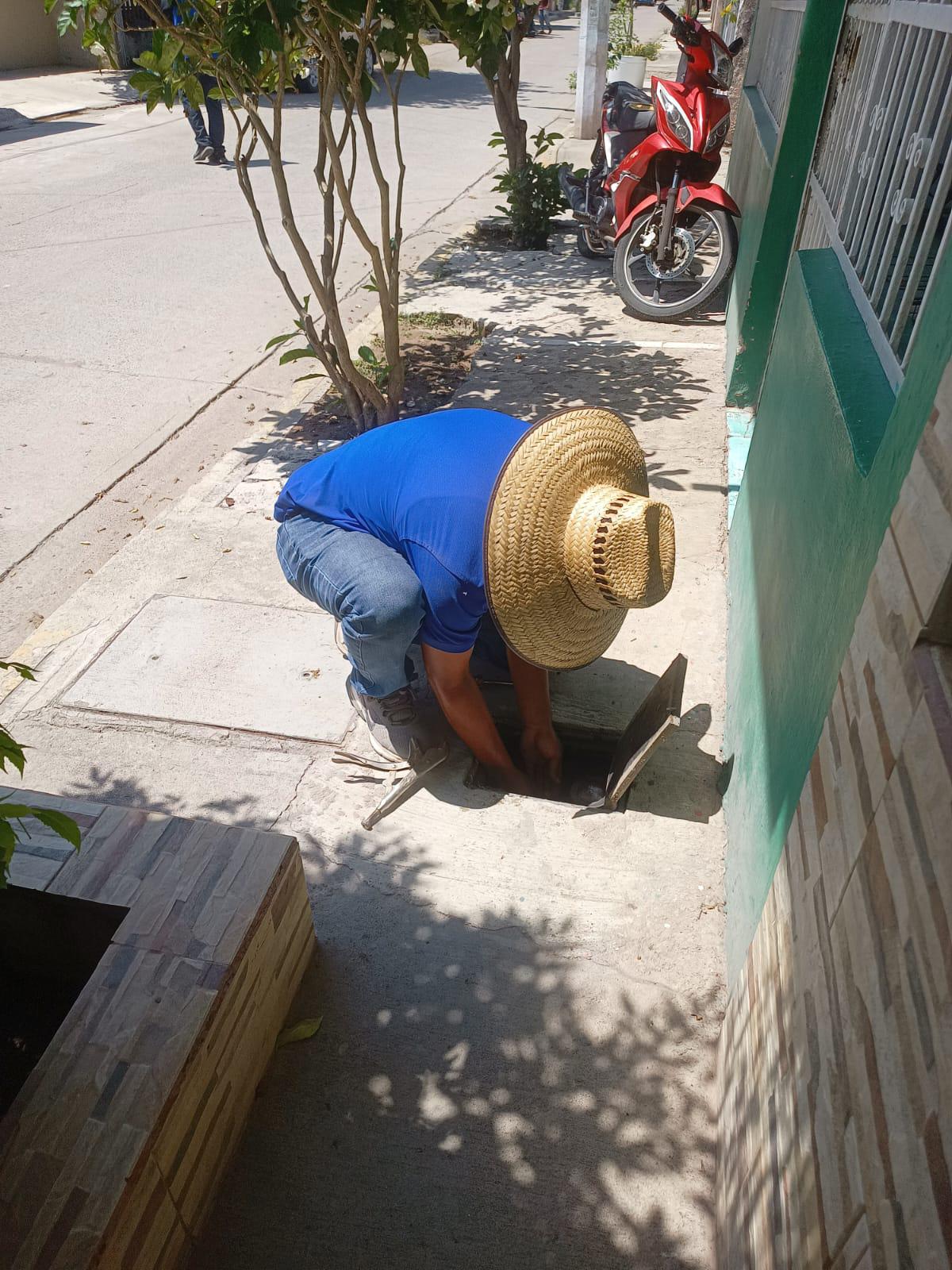 $!Reportan mal olor en agua potable en Escuinapa